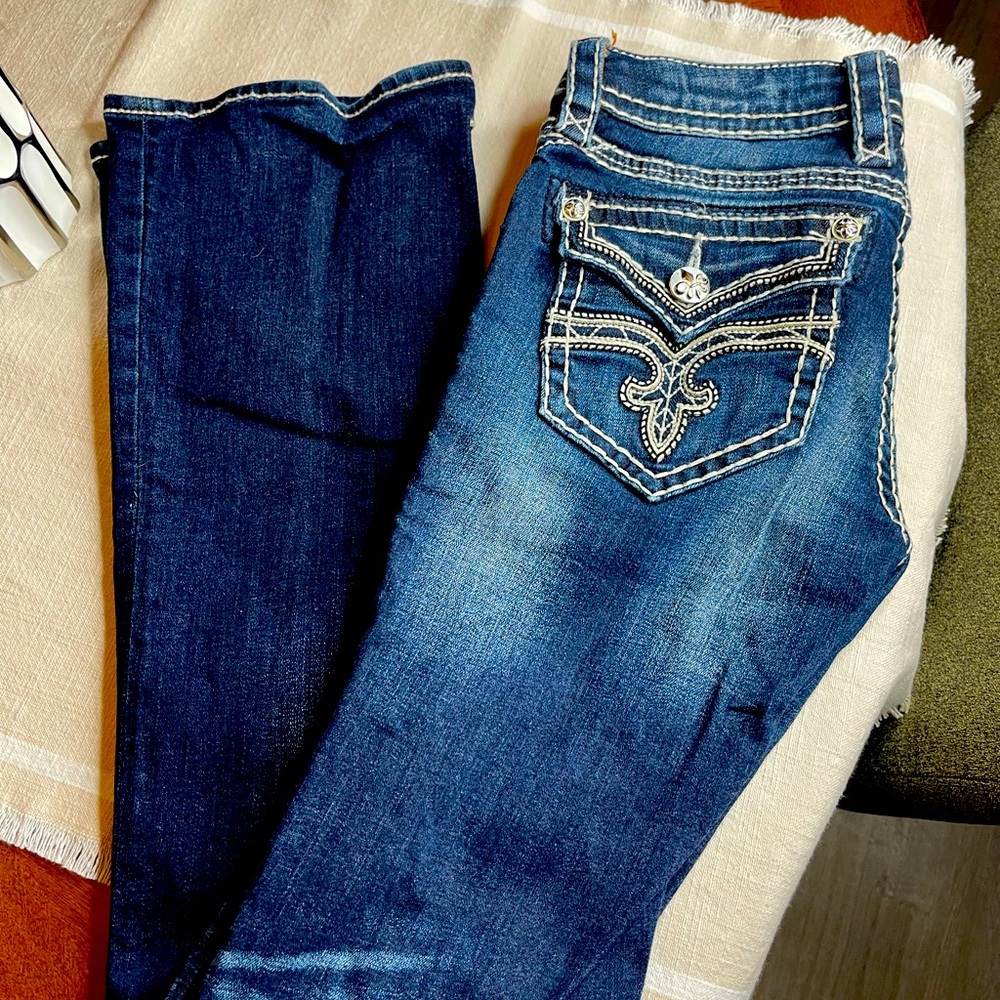 Rock Revival size 26 (BUTTON MISSING)